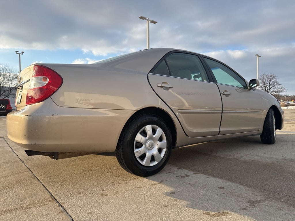 2004 Toyota Camry LE