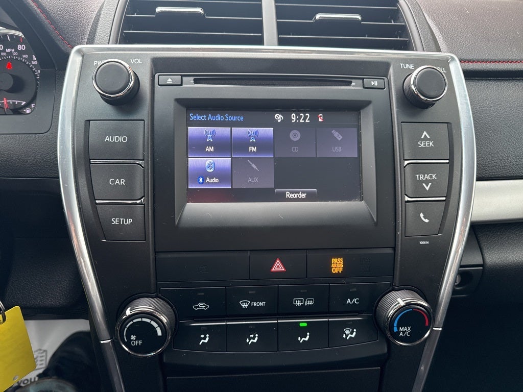 2017 Toyota CAMRY SE