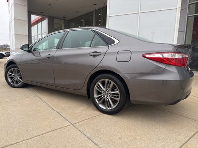 2017 Toyota CAMRY SE