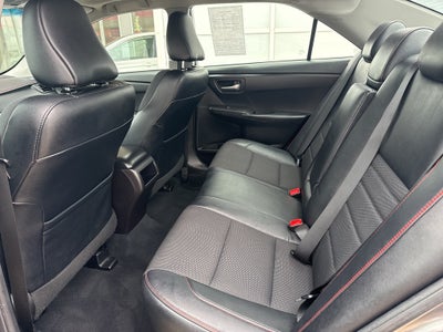 2017 Toyota CAMRY SE