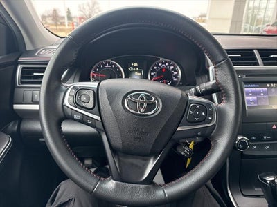 2017 Toyota CAMRY SE