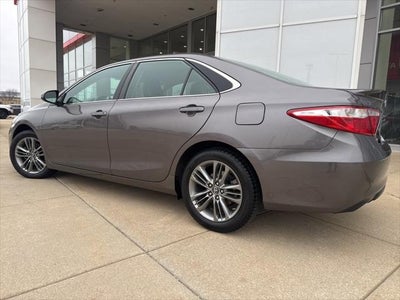 2017 Toyota CAMRY SE