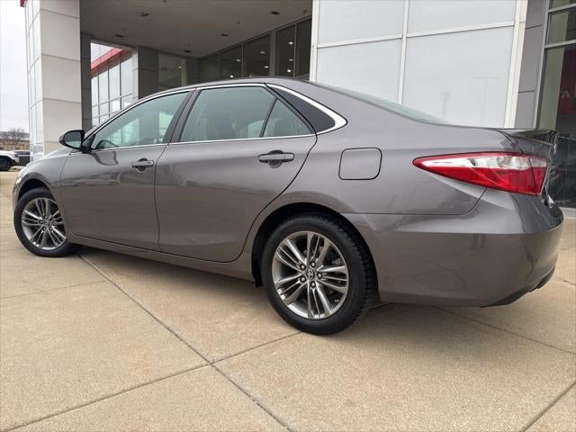 2017 Toyota CAMRY SE