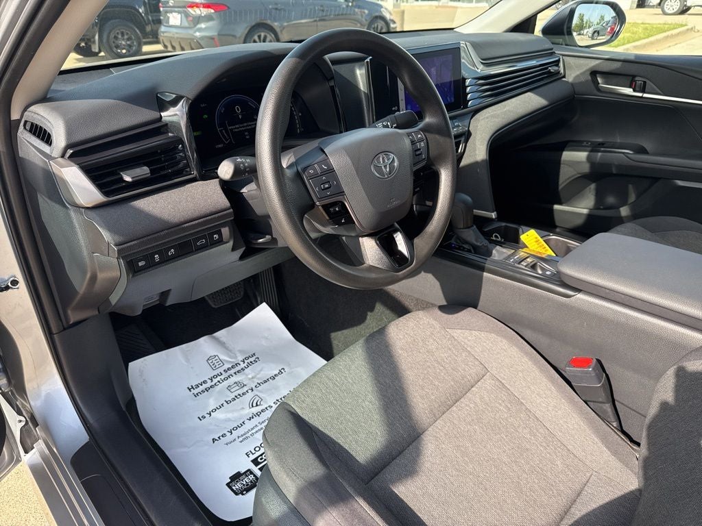 2025 Toyota CAMRY LE