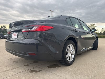 2025 Toyota CAMRY LE