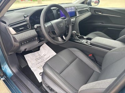 2025 Toyota CAMRY XLE