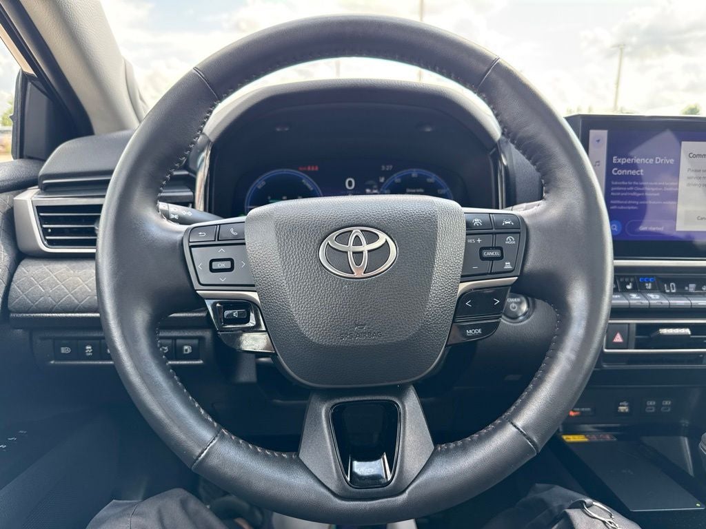 2025 Toyota Camry XLE TOYOTA GOLD CERTIFIED