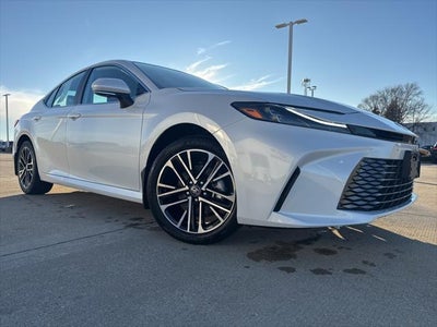 2026 Toyota CAMRY XLE