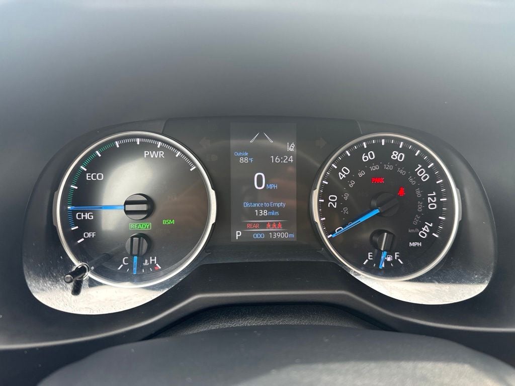 2022 Toyota RAV4 Hybrid LE TOYOTA GOLD CERTIFIED