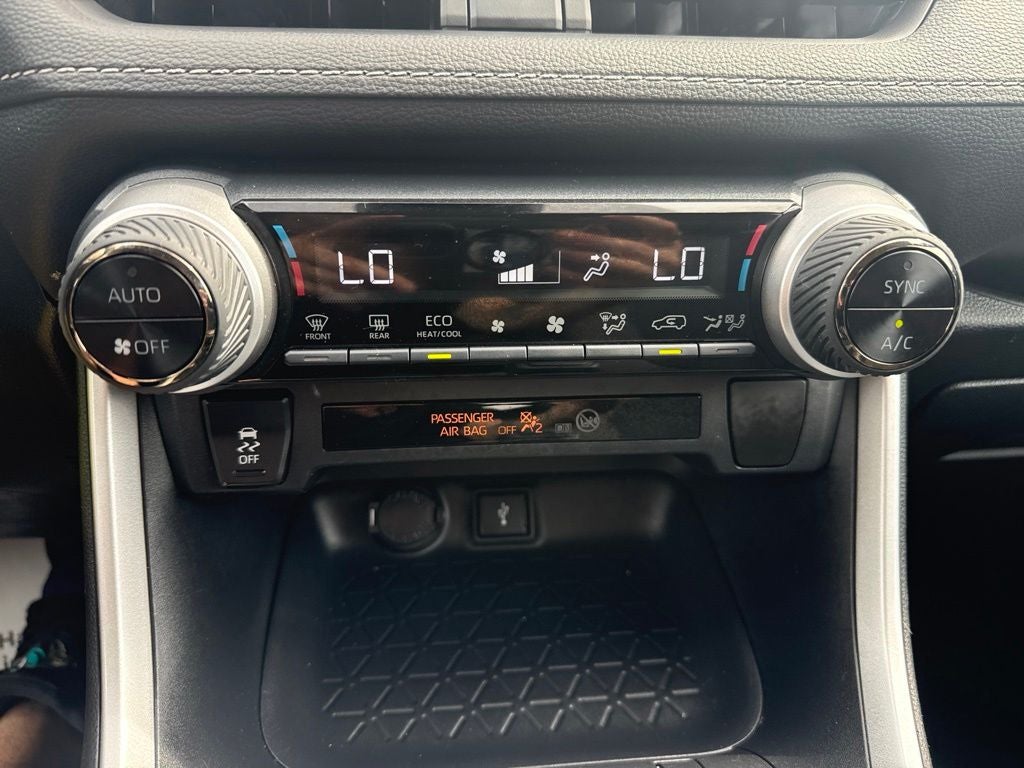 2022 Toyota RAV4 Hybrid LE TOYOTA GOLD CERTIFIED