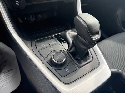 2022 Toyota RAV4 Hybrid LE TOYOTA GOLD CERTIFIED