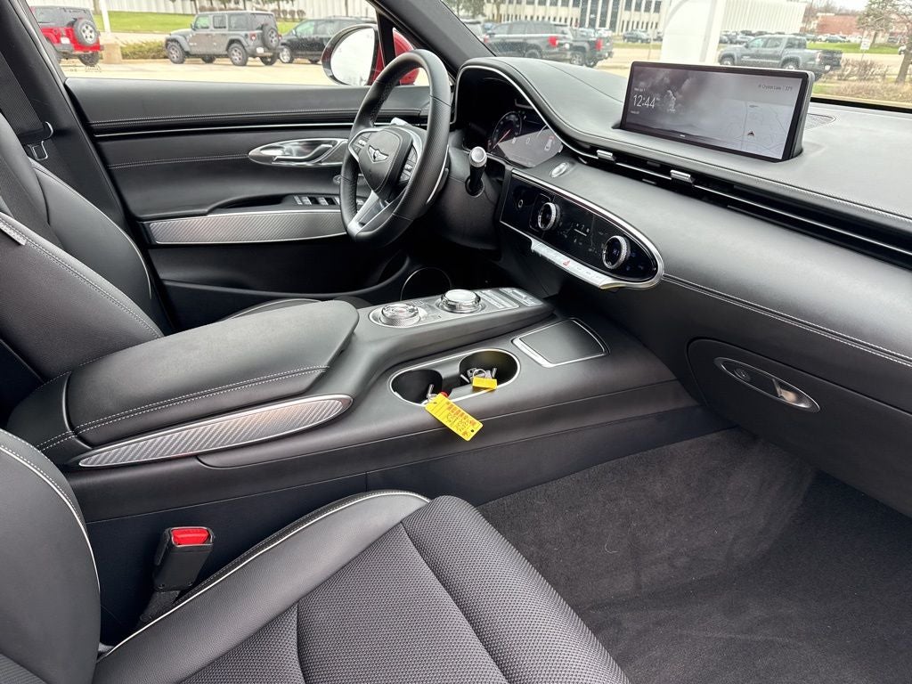 2024 Genesis GV70 2.5T