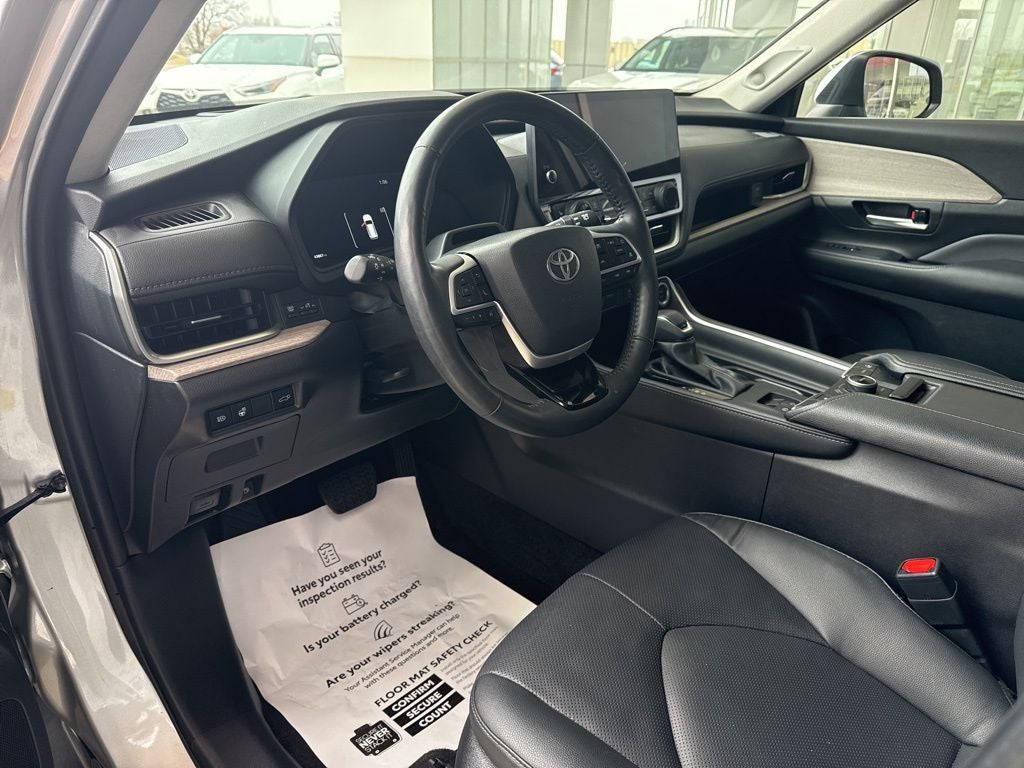 2024 Toyota GRAND HIGHLANDER Platinum