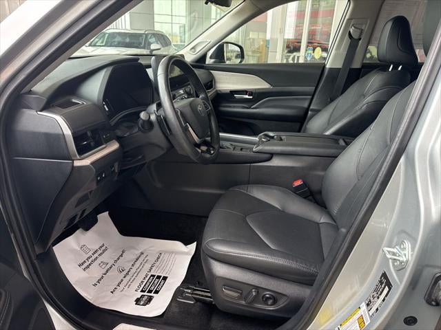 2024 Toyota GRAND HIGHLANDER Platinum