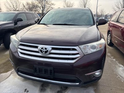 2013 Toyota HIGHLANDER SE