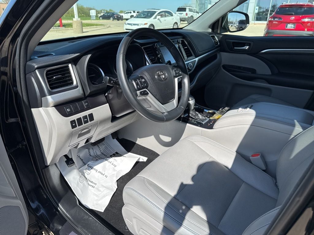 2018 Toyota HIGHLANDER HYBRD Limited