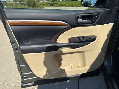 2018 Toyota HIGHLANDER Limited