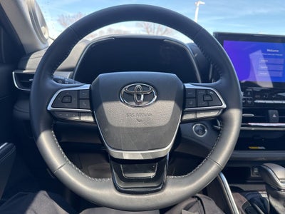 2025 Toyota HIGHLANDER HEV Platinum
