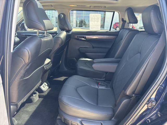 2025 Toyota HIGHLANDER HEV Platinum
