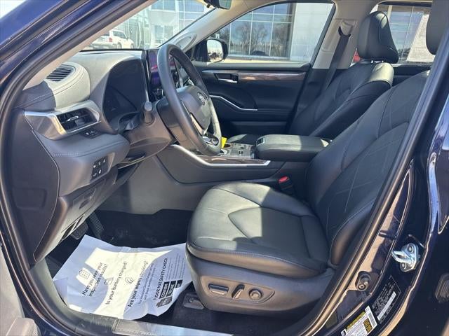 2025 Toyota HIGHLANDER HEV Platinum
