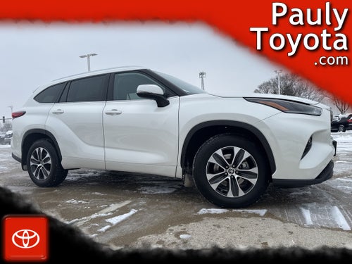 2021 Toyota HIGHLANDER XLE