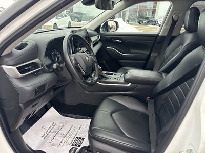 2021 Toyota HIGHLANDER XLE