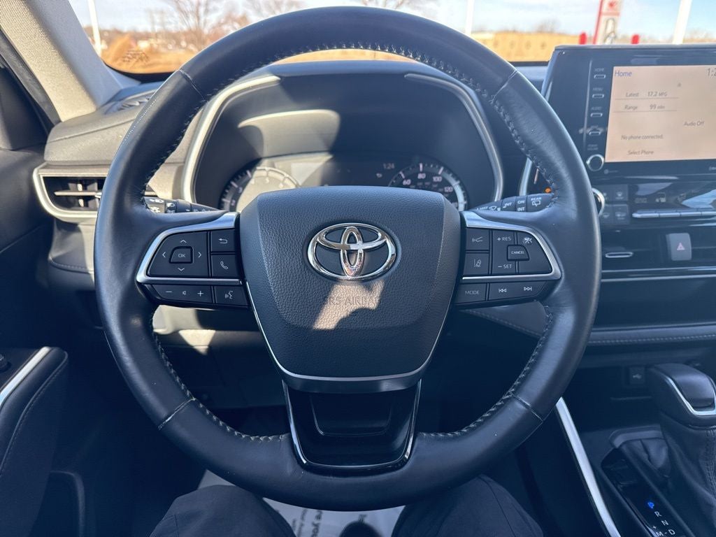 2021 Toyota HIGHLANDER XLE