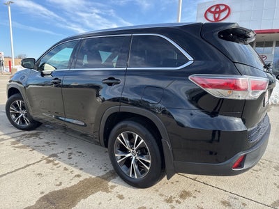 2016 Toyota HIGHLANDER XLE V6