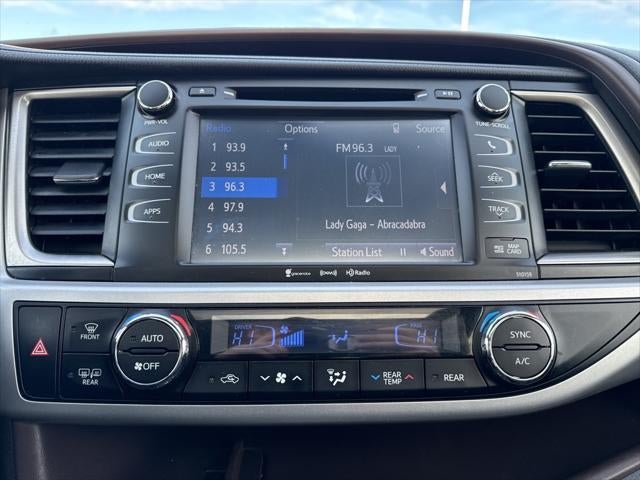 2016 Toyota HIGHLANDER XLE V6