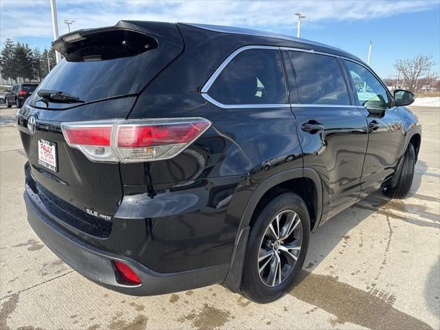 2016 Toyota HIGHLANDER XLE V6