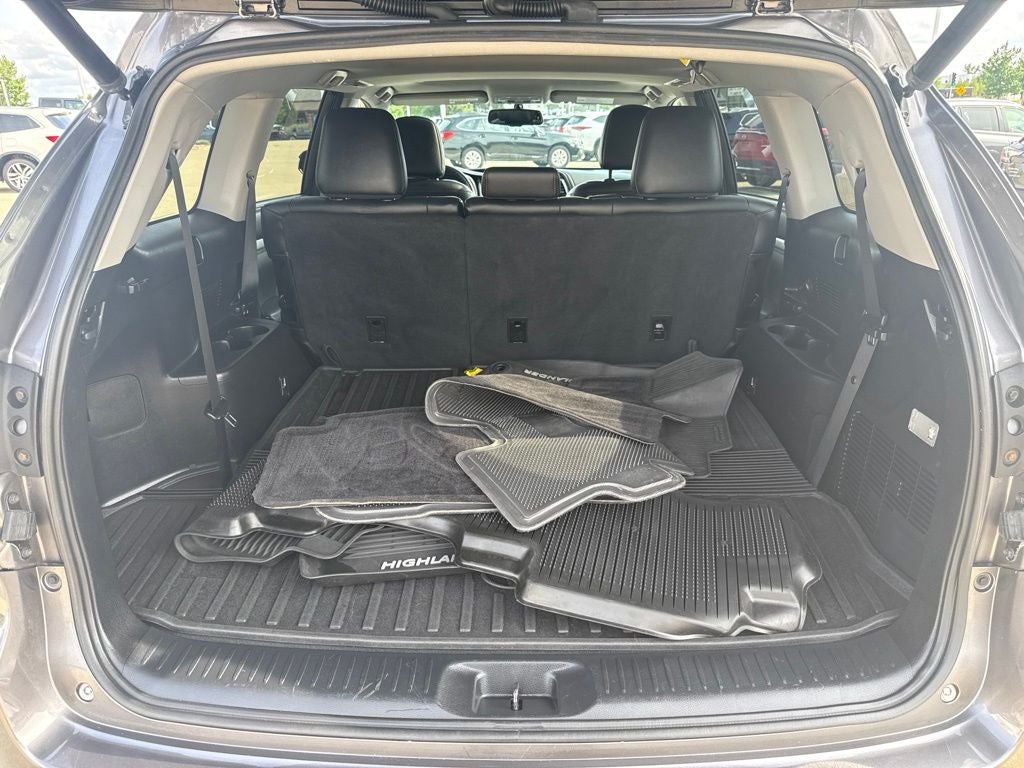 2016 Toyota Highlander XLE V6 TOYOTA SILVER CERTIFIED