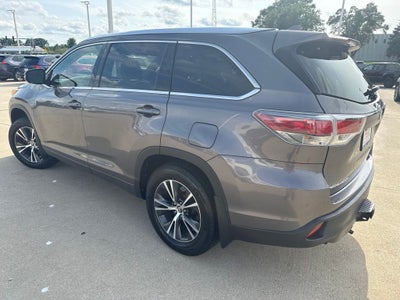 2016 Toyota Highlander XLE V6 TOYOTA SILVER CERTIFIED