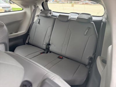 2022 Toyota SIENNA XLE XLE 7 Passenger