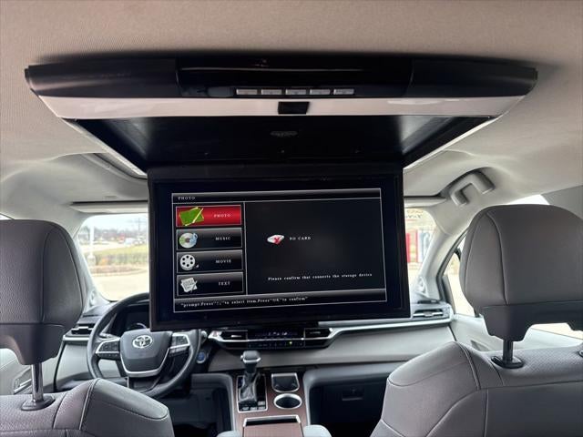 2022 Toyota SIENNA XLE XLE 7 Passenger