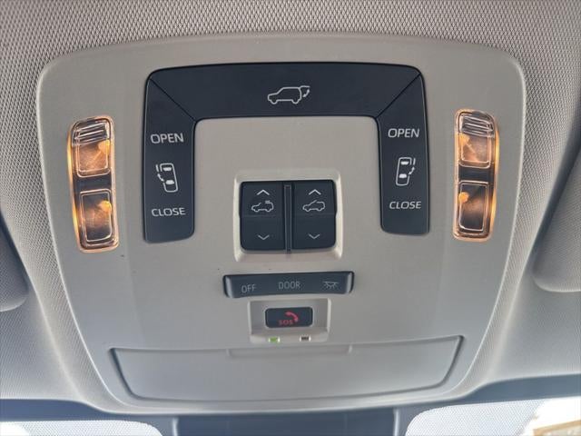 2022 Toyota SIENNA XLE XLE 7 Passenger