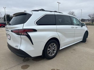 2022 Toyota SIENNA XLE XLE 7 Passenger