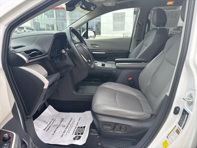 2022 Toyota SIENNA XLE XLE 7 Passenger