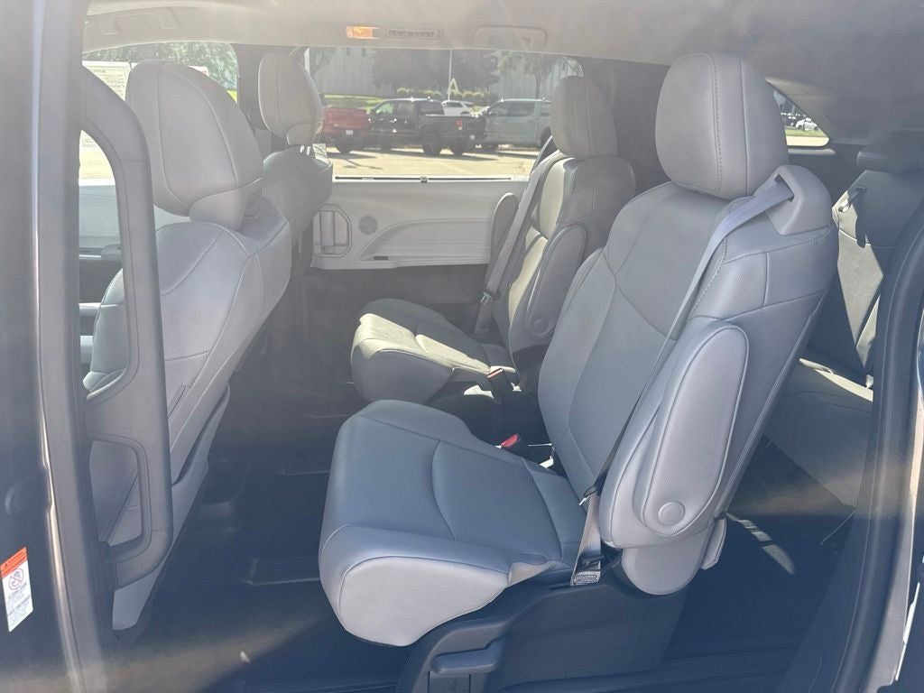 2025 Toyota Sienna XLE 7 Passenger TOYOTA GOLD CERTIFIED
