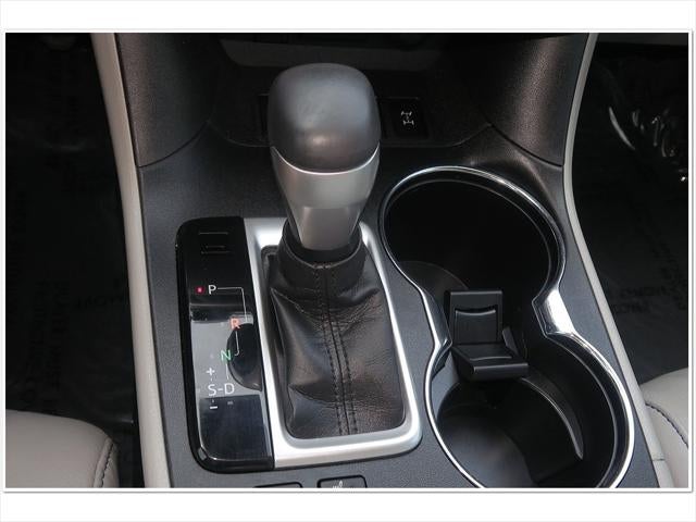 2017 Toyota HIGHLANDER XLE TOYOTA SILVER CERTIFIED