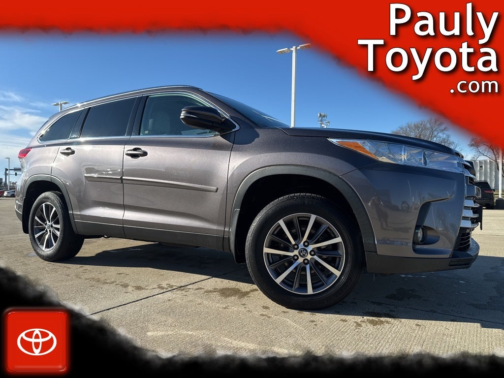 2019 Toyota HIGHLANDER XLE