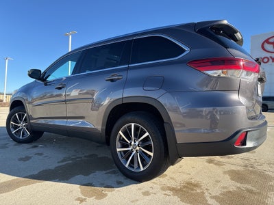 2019 Toyota HIGHLANDER XLE