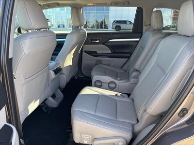 2019 Toyota HIGHLANDER XLE