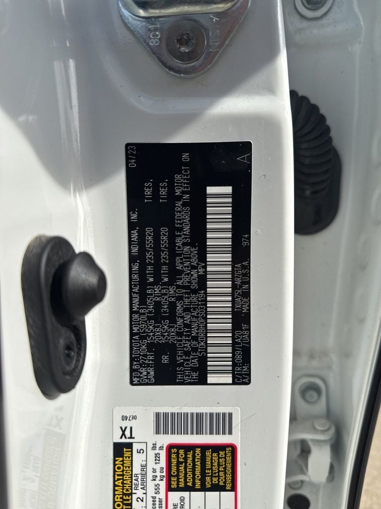 2023 Toyota Highlander Platinum
