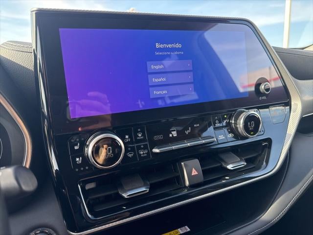 2023 Toyota Highlander Platinum TOYOTA GOLD CERTIFIED