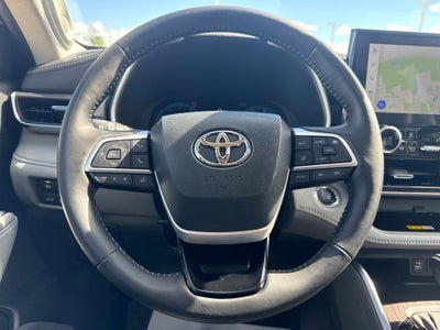 2023 Toyota Highlander Limited
