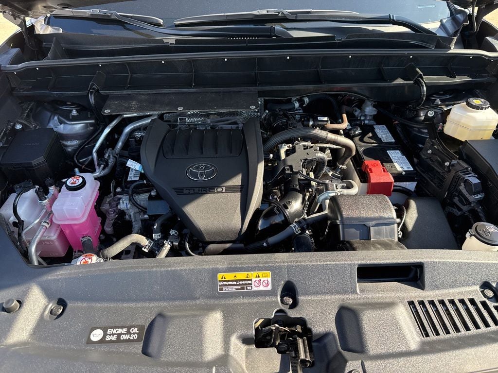 2024 Toyota HIGHLANDER LE GOLD CERTIFIED