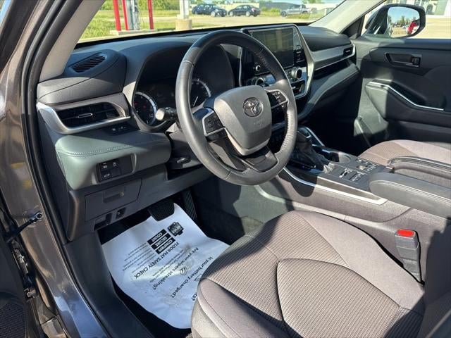 2024 Toyota HIGHLANDER LE GOLD CERTIFIED