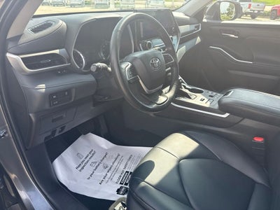 2023 Toyota Highlander XLE