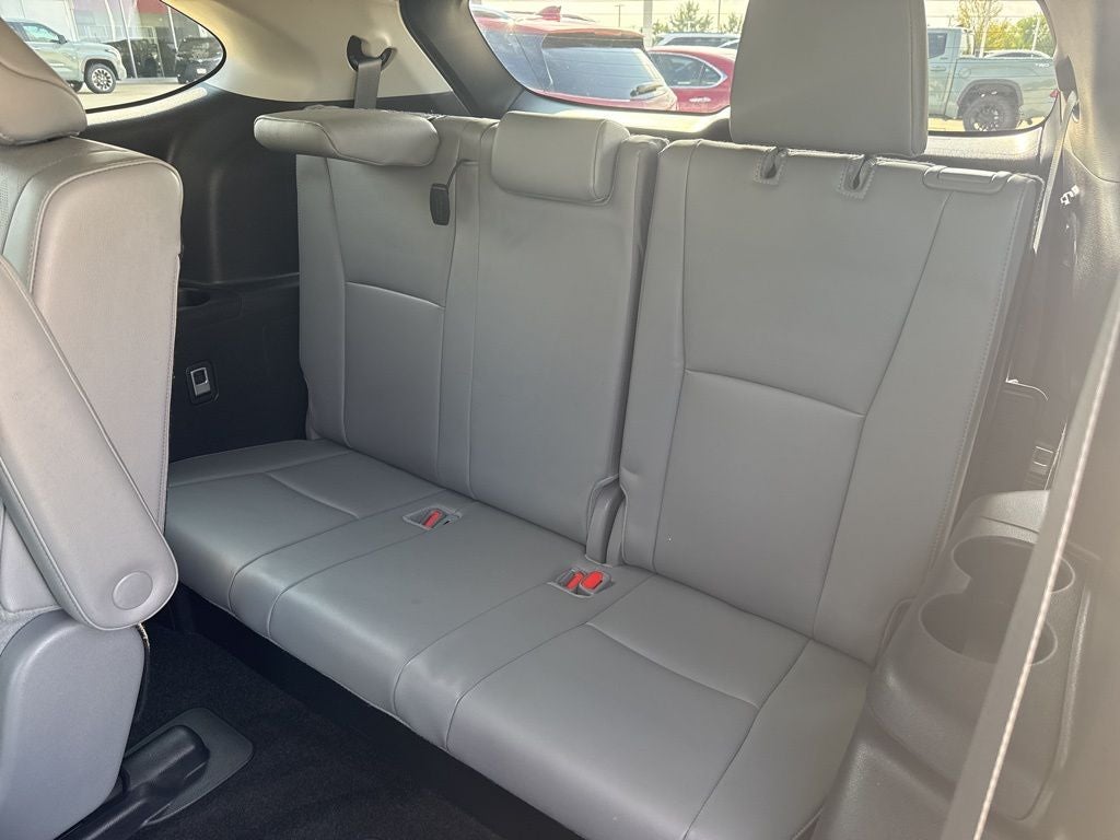 2024 Toyota Highlander Platinum