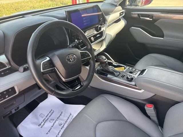 2024 Toyota Highlander Platinum